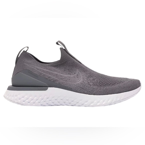Women’s Nike Epic Phantom React Flyknit - Picture 3 of 12